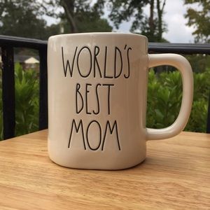 Rae Dunn “Worlds Best Mom” Brand New Mug